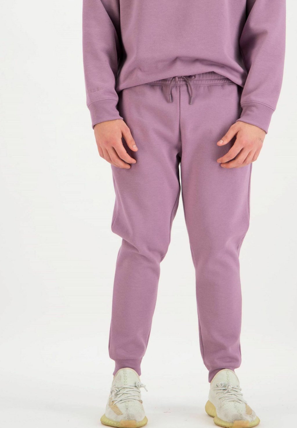 Спортивные штаны PASTEL EOSELIO, сиреневый
Спортивные штаны PASTEL EOSELIO, сиреневый