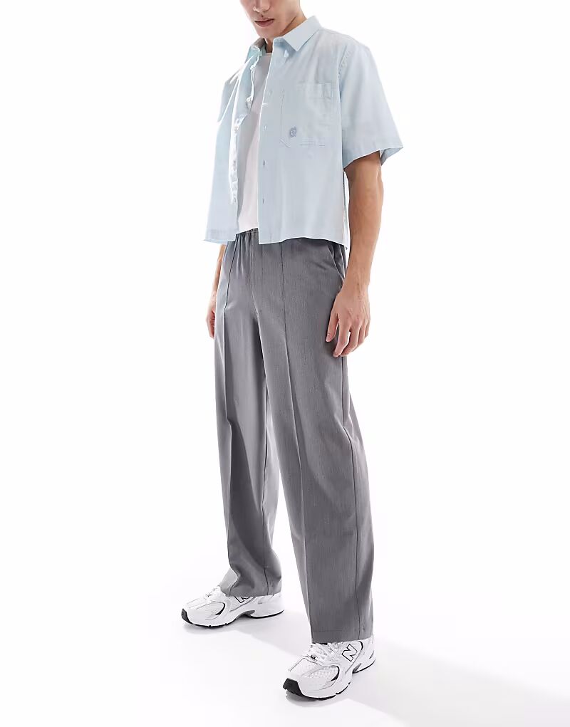 Широкие брюки Pull&Bear серого цвета
Широкие брюки Pull&Bear серого цвета