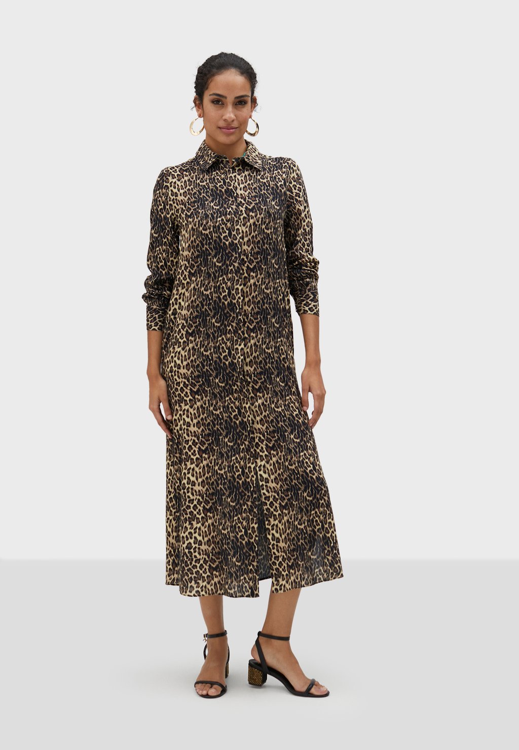 Платье-рубашка LOLA CASADEMUNT, черный
Платье-рубашка LOLA CASADEMUNT, черный