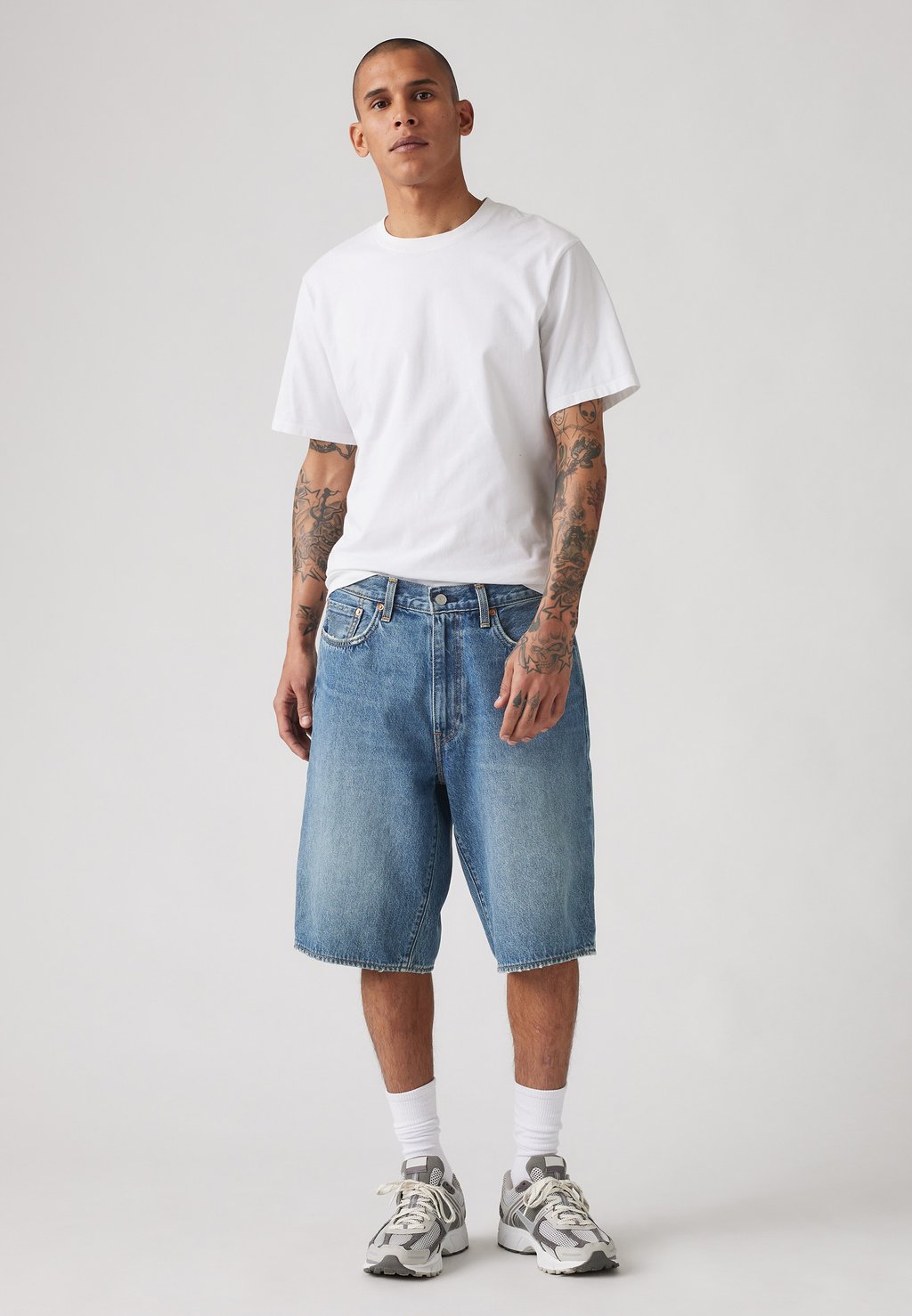 Джинсовые шорты 478 BAGGY Levi's, деним
Джинсовые шорты 478 BAGGY Levi's, деним
