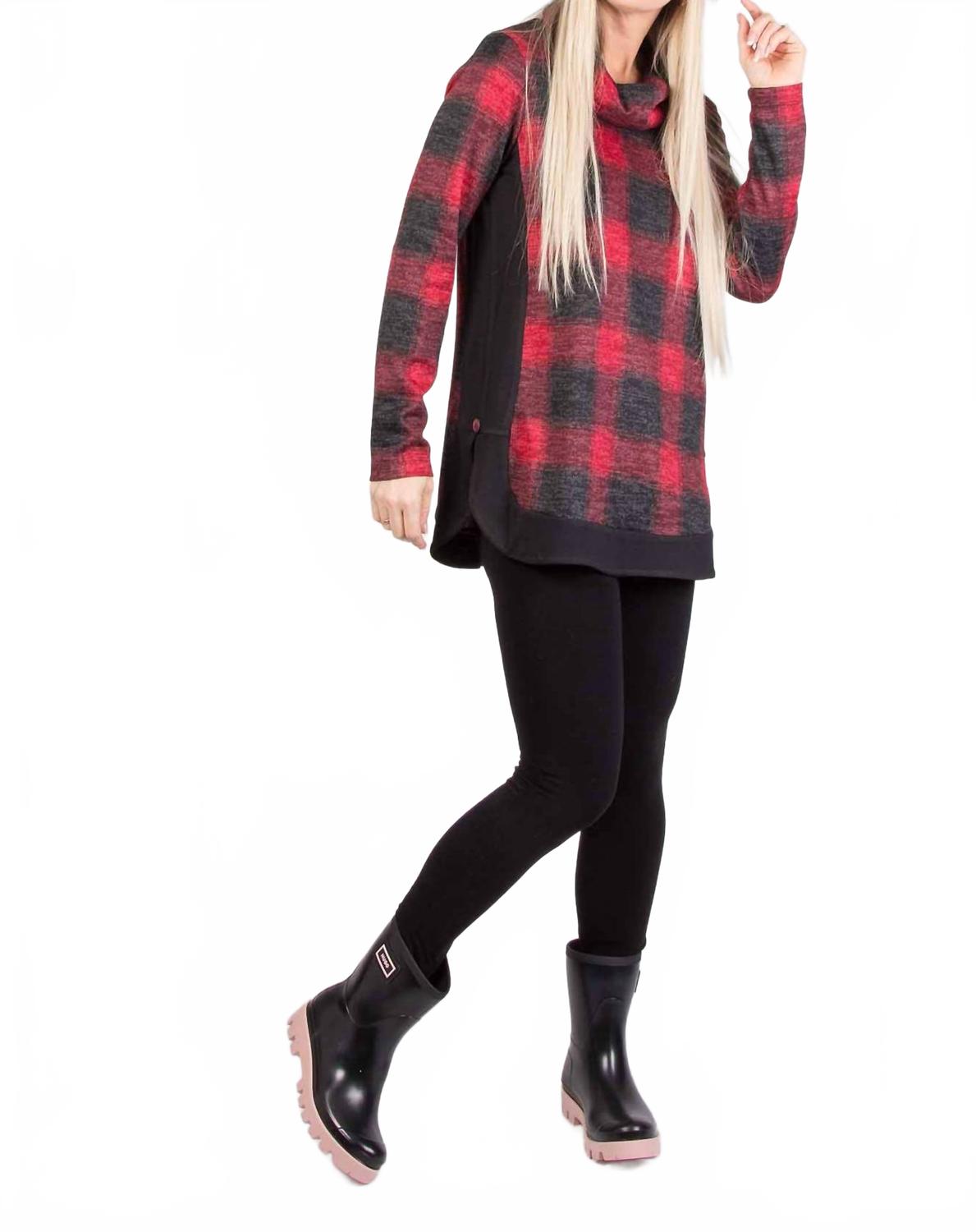 PURE essence Клетчатая туника с воротником-хомутом, красно-черного цвета
PURE essence Клетчатая туника с воротником-хомутом, красно-черного цвета
