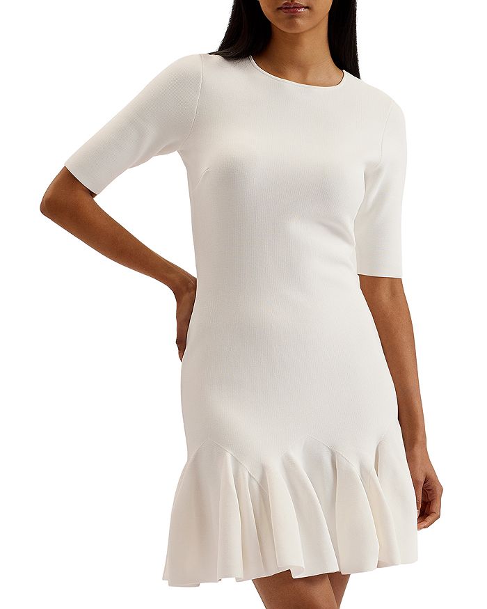 Алан Мини Платье-клеш Ted Baker, слоновая кость/кремовый
Алан Мини Платье-клеш Ted Baker, слоновая кость/кремовый