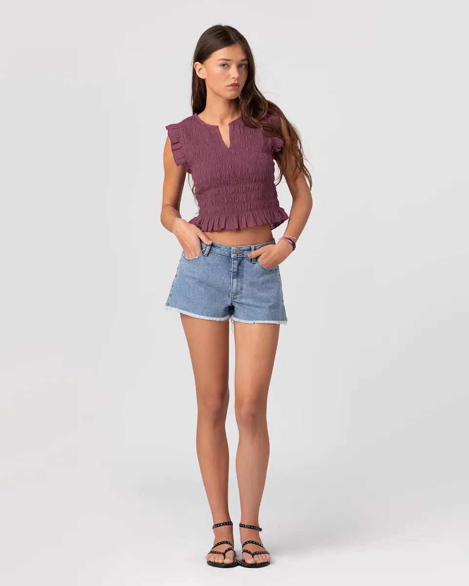 Женские шорты средней посадки с заклепками и бахромой по низу Noon, синий
Женские шорты средней посадки с заклепками и бахромой по низу Noon, синий