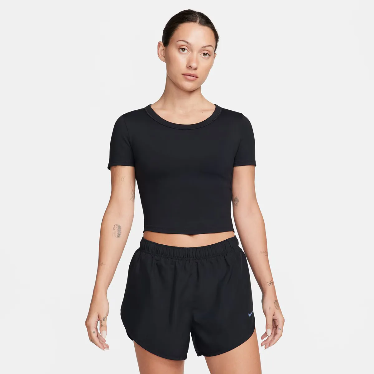 Женская футболка Nike One Fitted, черный
Женская футболка Nike One Fitted, черный