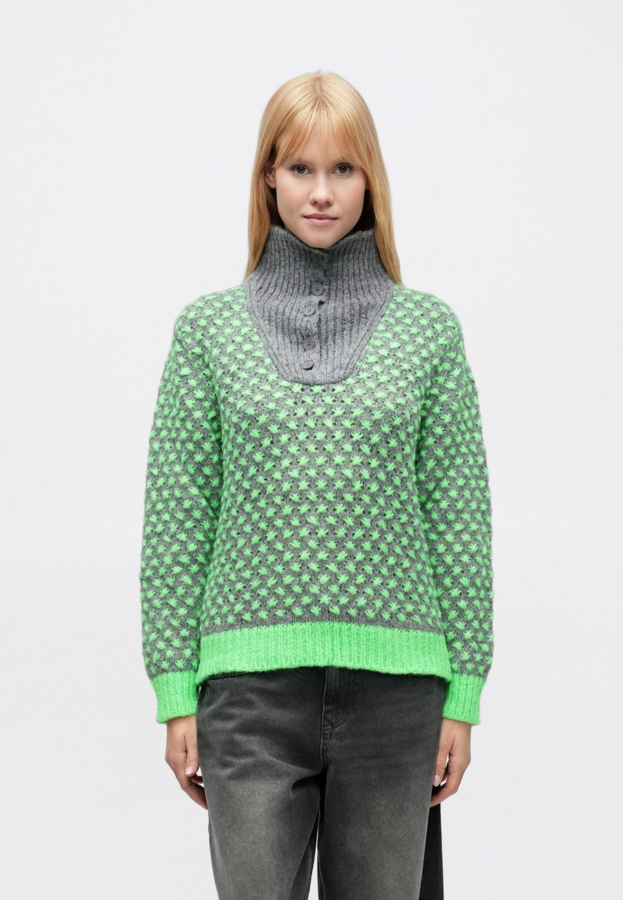 Джемпер Dr. Bloom SWEATER OPTIMIST, Gris/Green
Джемпер Dr. Bloom SWEATER OPTIMIST, Gris/Green