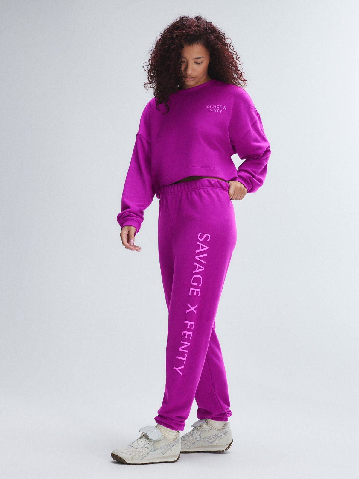 Спортивные штаны Savage X Fenty Weekender Terry, цвет Try Me Purple Logo Graphic
Спортивные штаны Savage X Fenty Weekender Terry, цвет Try Me Purple Logo Graphic