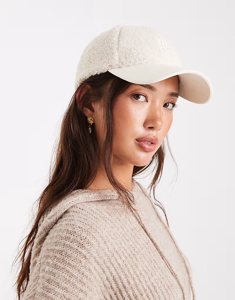 Красная кепка в белом цвете Hugo Red, Белый, Красная кепка в белом цвете Hugo Red
Красная кепка в белом цвете Hugo Red, Белый, Красная кепка в белом цвете Hugo Red