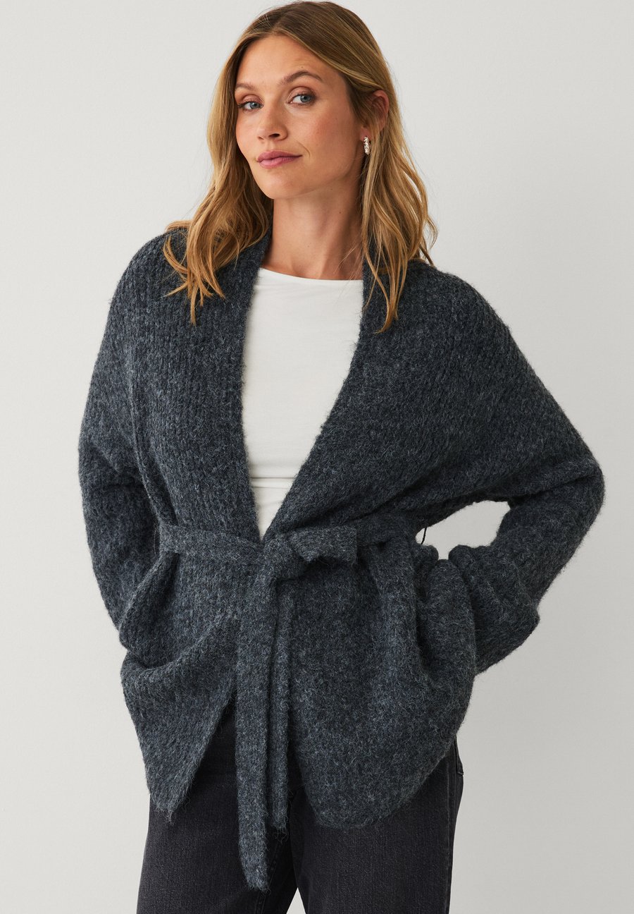 Кардиган Ellos Collection Cardigan, Grau/Grey
Кардиган Ellos Collection Cardigan, Grau/Grey