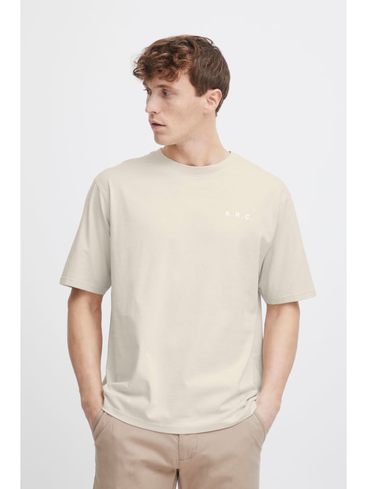 Футболка !SOLID, бежевый
Футболка !SOLID, бежевый