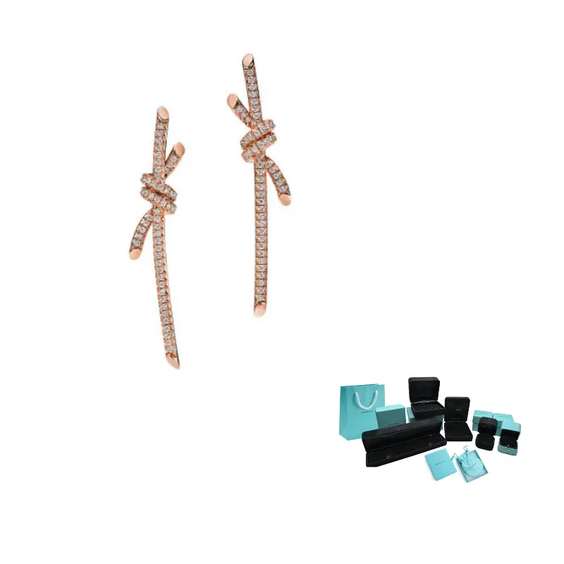 TIFFANY & CO. Серьги из розового золота 18 карат Women's Rose Gold
TIFFANY & CO. Серьги из розового золота 18 карат Women's Rose Gold