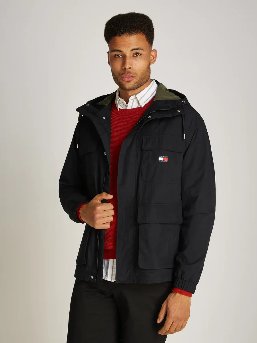 Парка Tommy Jeans "TJM UTILITY PARKA", с капюшоном, с тисненым логотипом, черный
Парка Tommy Jeans "TJM UTILITY PARKA", с капюшоном, с тисненым логотипом, черный