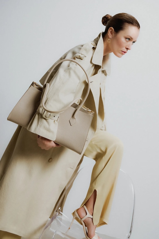 Кожаная сумка Answear.Lab, бежевый 
Кожаная сумка Answear.Lab, бежевый