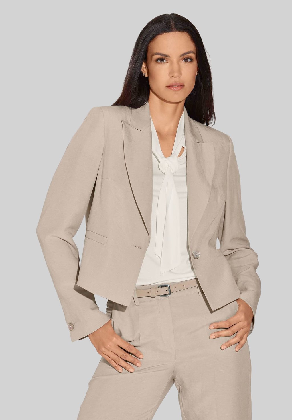 Блейзер MADELEINE, бежевый
Блейзер MADELEINE, бежевый