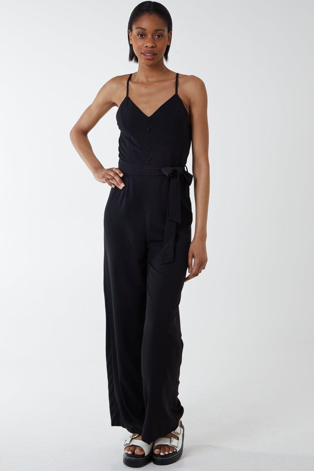 Комбинезон с пуговицами и бретелями спереди Blue Vanilla, черный
Комбинезон с пуговицами и бретелями спереди Blue Vanilla, черный