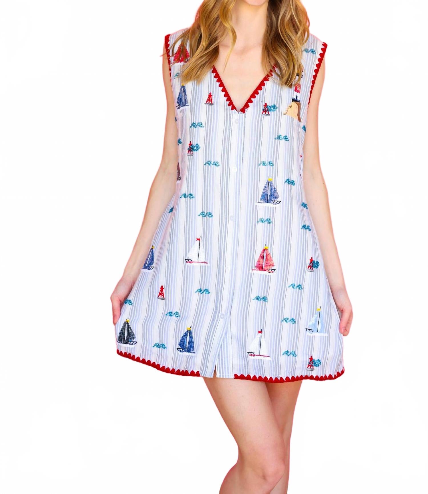 Полосатое платье-майка с V-образным вырезом в сине-белых тонах QUEEN OF SPARKLES
Полосатое платье-майка с V-образным вырезом в сине-белых тонах QUEEN OF SPARKLES