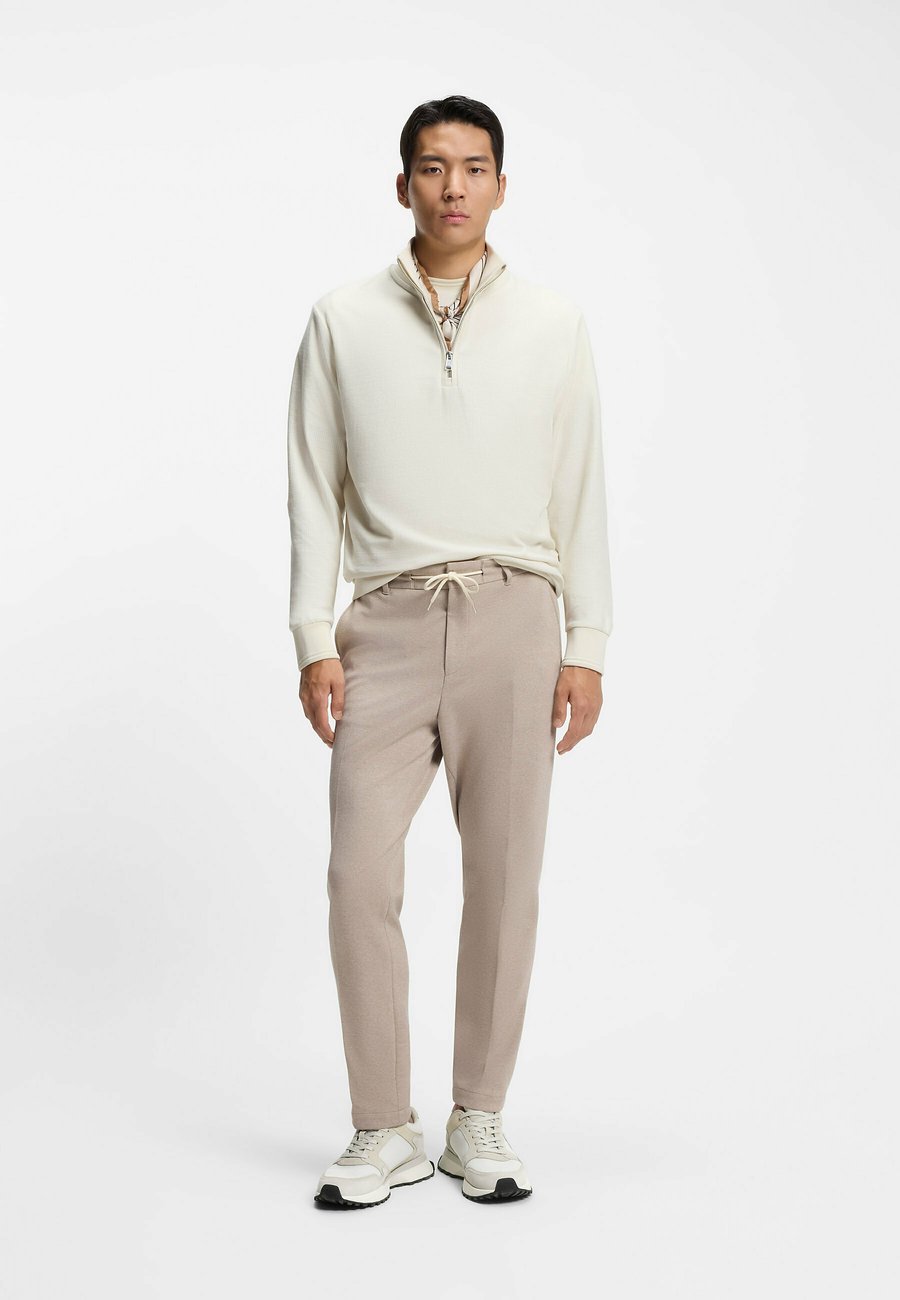 Кроссовки BOSS Trainers, Open White One/White
Кроссовки BOSS Trainers, Open White One/White