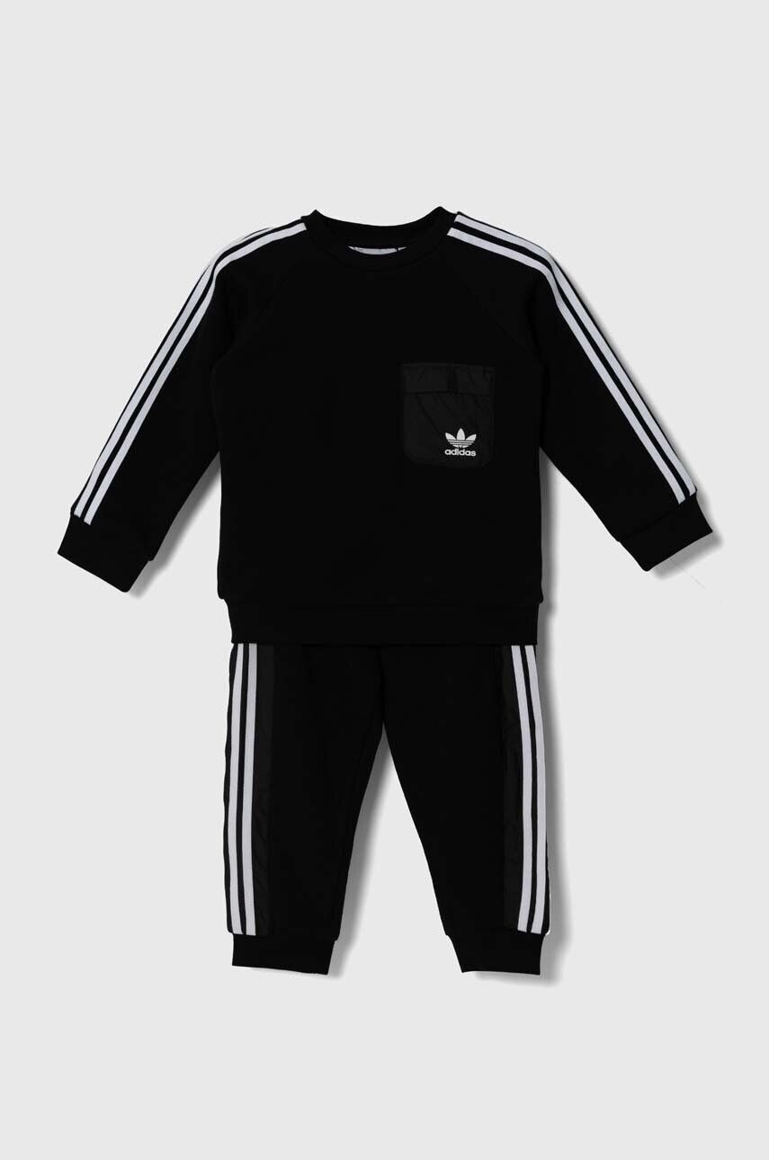 Детский спортивный костюм adidas Originals CREW SET, черный
Детский спортивный костюм adidas Originals CREW SET, черный