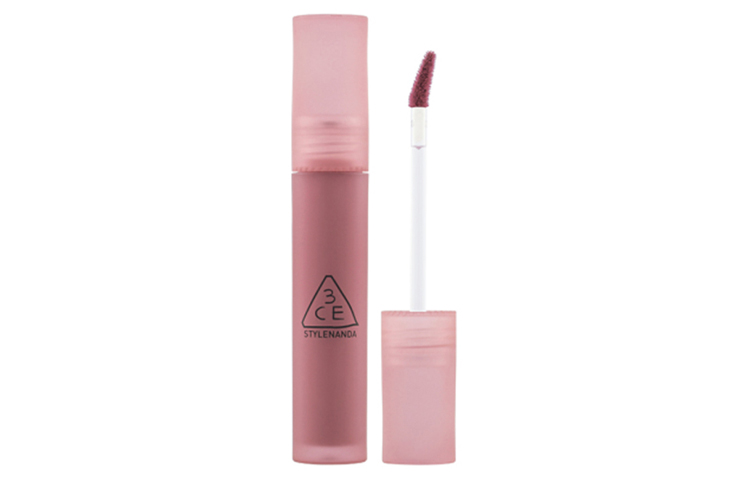 Матирующая жидкая помада-бальзам Mist Lip Balm 4,6 г 3CE
Матирующая жидкая помада-бальзам Mist Lip Balm 4,6 г 3CE