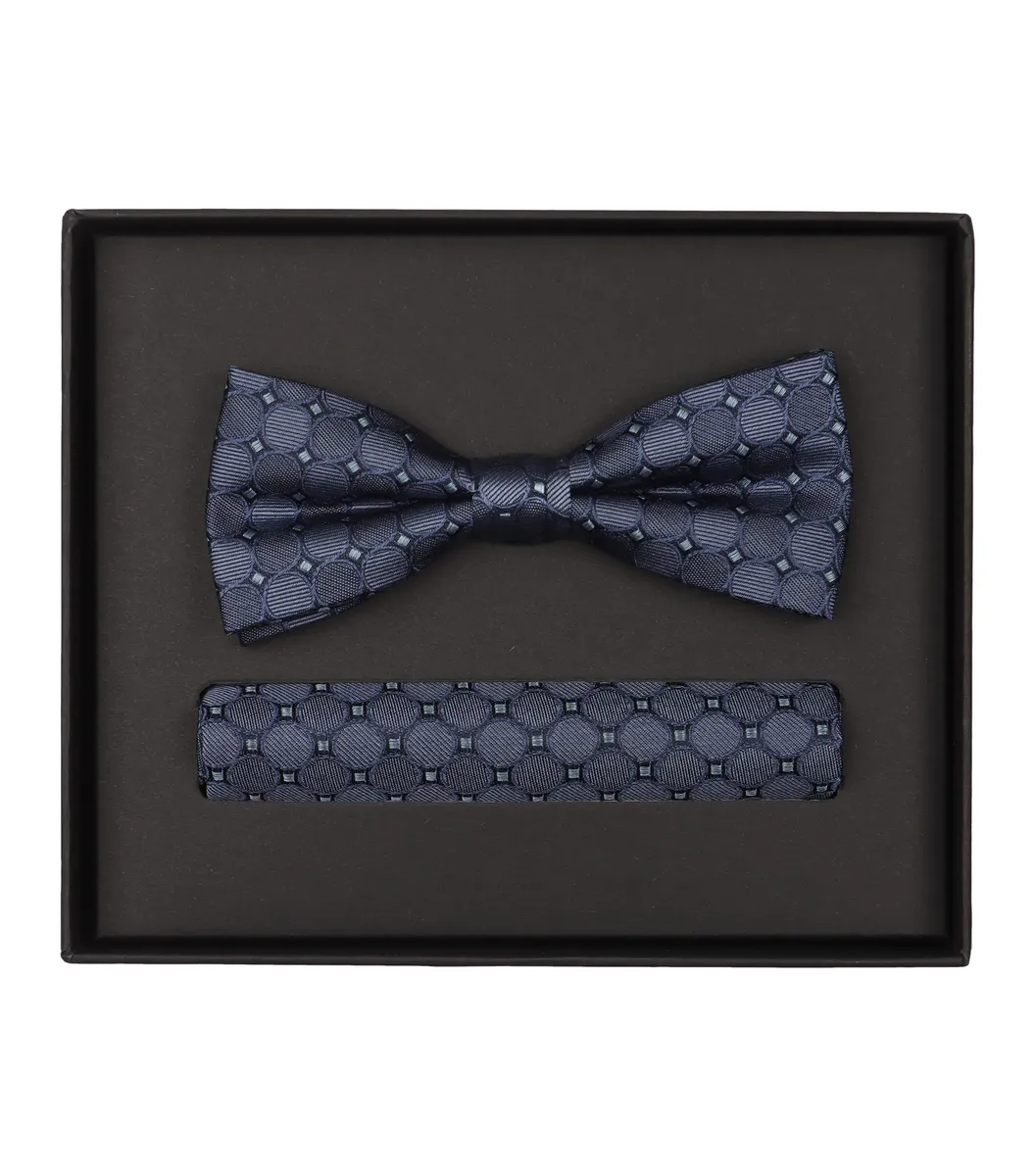 Галстук-бабочка VENTI "Комплект из галстука-бабочки и нагрудного платка VENTI с рисунком", синий
Галстук-бабочка VENTI "Комплект из галстука-бабочки и нагрудного платка VENTI с рисунком", синий