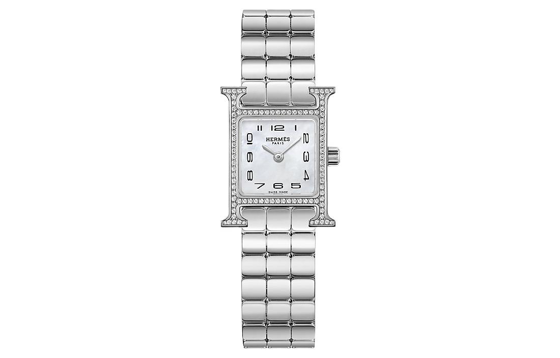 HERMES Часы Heure H Collection Wrist Watch Quartz Movement Stainless Steel Strap Mini Size 17.2mm White Dial Women's Watch, Silver Dial
HERMES Часы Heure H Collection Wrist Watch Quartz Movement Stainless Steel Strap Mini Size 17.2mm White Dial Women's Watch, Silver Dial