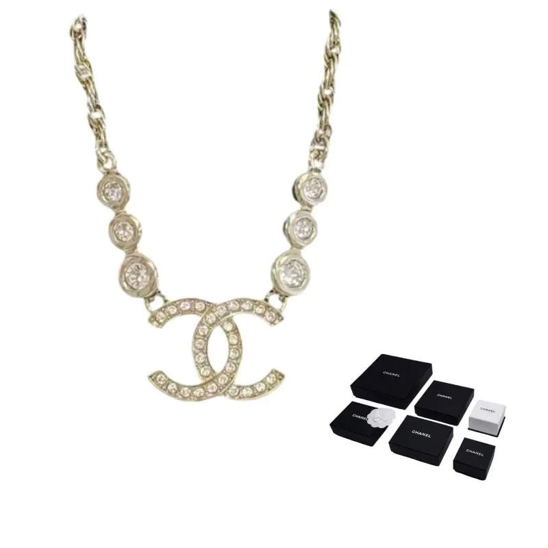 CHANEL Кристальное ожерелье унисекс gold
CHANEL Кристальное ожерелье унисекс gold