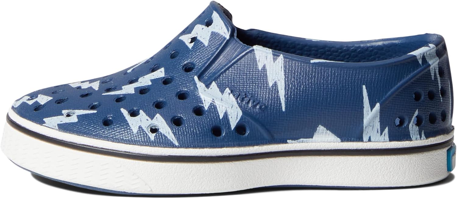 Кроссовки без шнурков Native Shoes Miles для детей, унисекс, Frontier Blue/Shell White/Shell Lightning
Кроссовки без шнурков Native Shoes Miles для детей, унисекс, Frontier Blue/Shell White/Shell Lightning