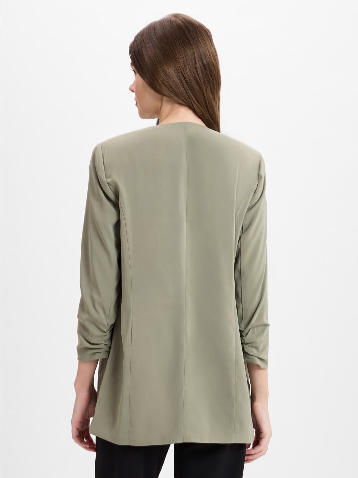 Блейзер mbyM, цвет schilf
Блейзер mbyM, цвет schilf