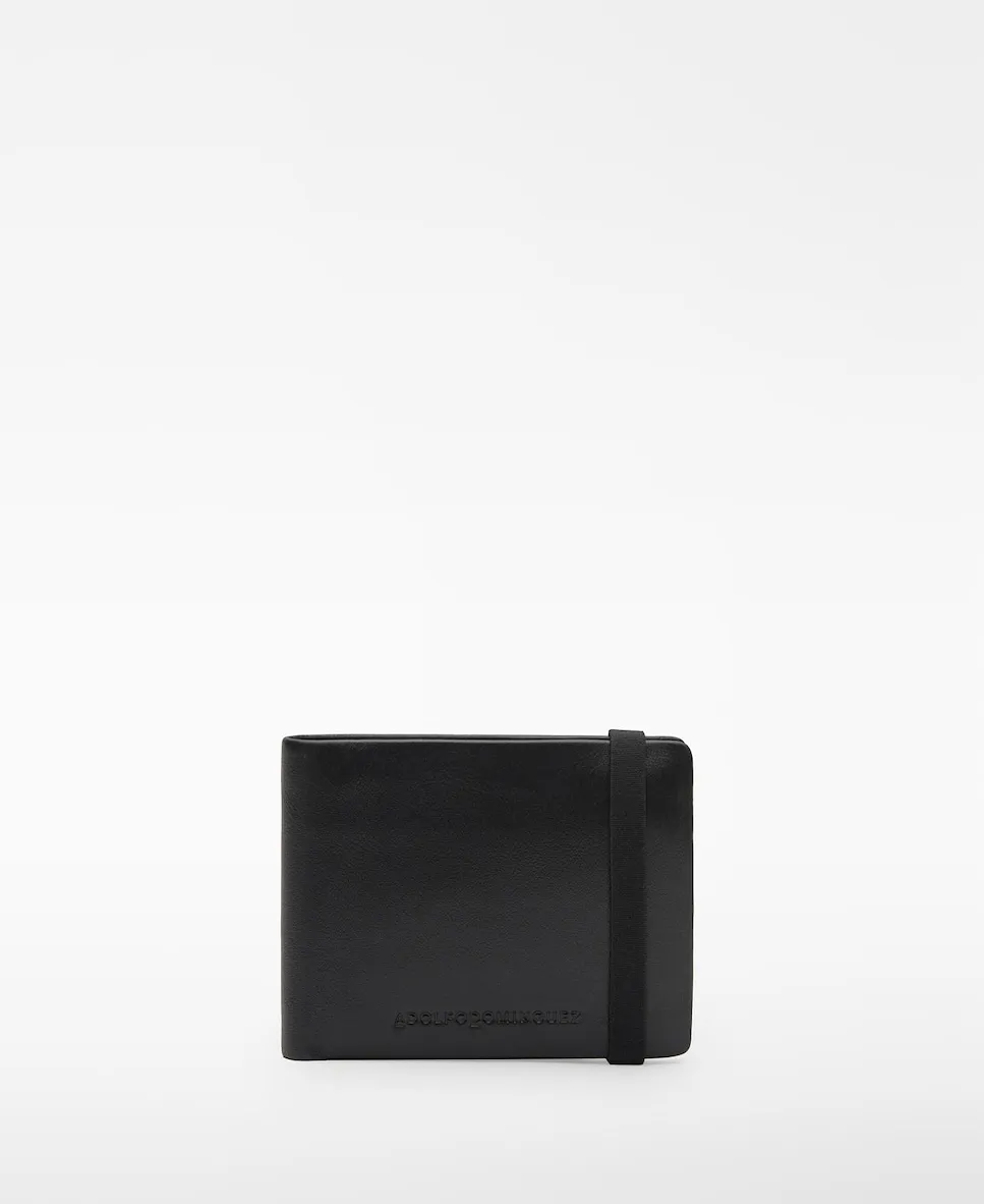 Мужская кожаная сумка с эластичной застёжкой Adolfo Dominguez, черный
Мужская кожаная сумка с эластичной застёжкой Adolfo Dominguez, черный