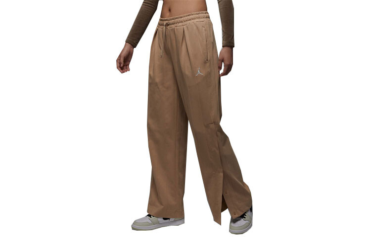 Спортивные брюки Flight Knit женские Desert Yellow Jordan
Спортивные брюки Flight Knit женские Desert Yellow Jordan