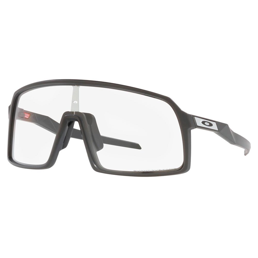 Солнцезащитные очки Oakley Sutro Photochromic, прозрачный
Солнцезащитные очки Oakley Sutro Photochromic, прозрачный