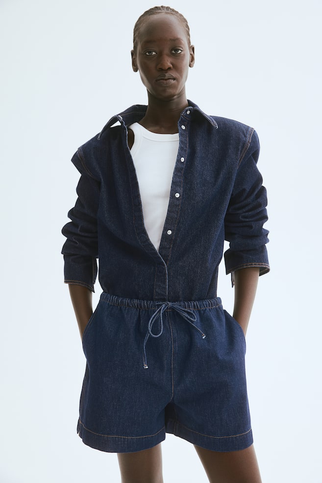 Джинсовые шорты с завязками на шнурке H&M, синий
Джинсовые шорты с завязками на шнурке H&M, синий