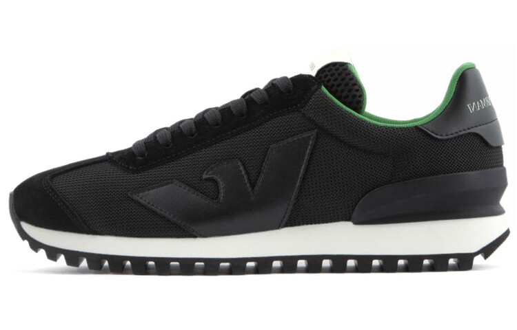 Кроссовки Emporio Armani Lifestyle Men, черный/белый
Кроссовки Emporio Armani Lifestyle Men, черный/белый