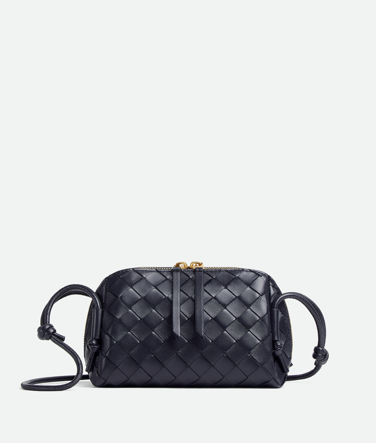 Concert pouch BOTTEGA VENETA, ночной
Concert pouch BOTTEGA VENETA, ночной