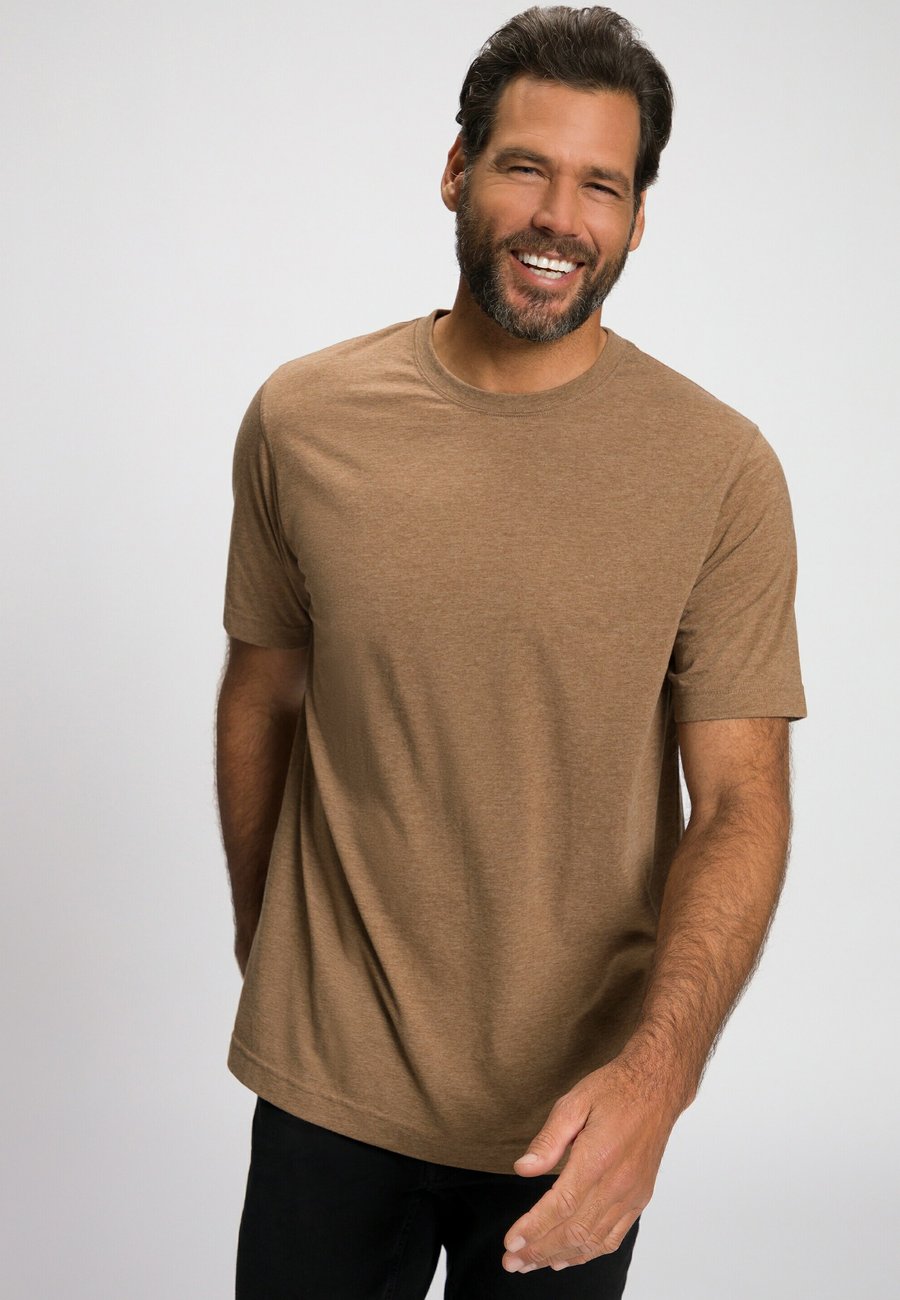 Футболка JP1880 Basic T-shirt, Hellbraun/Brown, Коричневый, Футболка JP1880 Basic T-shirt, Hellbraun/Brown
Футболка JP1880 Basic T-shirt, Hellbraun/Brown, Коричневый, Футболка JP1880 Basic T-shirt, Hellbraun/Brown