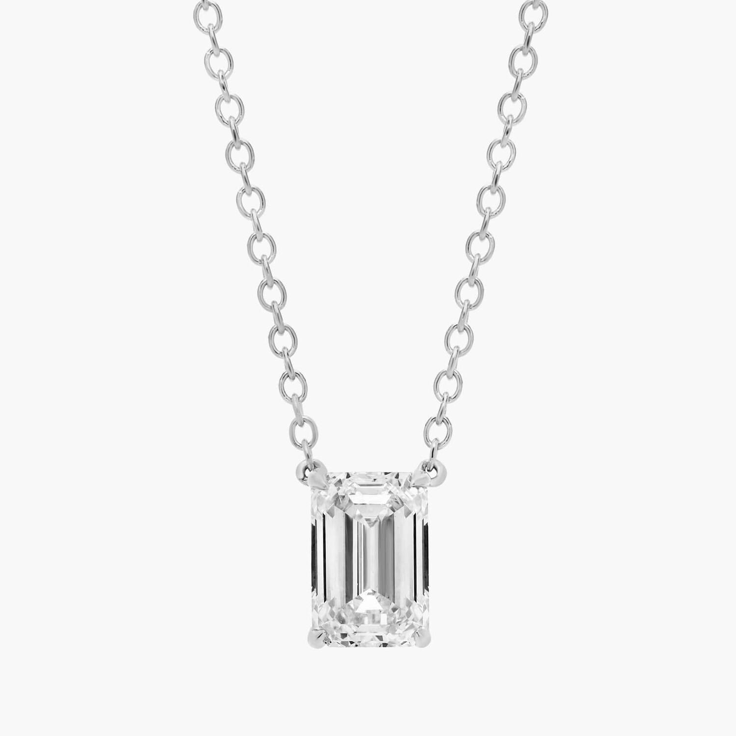 Подвеска с выращенным в лаборатории бриллиантом-солитером изумрудной огранки из белого золота 14 карат (1 карат, двойной огранки - FG / VS2-SI1) Blue Nile
Подвеска с выращенным в лаборатории бриллиантом-солитером изумрудной огранки из белого золота 14 карат (1 карат, двойной огранки - FG / VS2-SI1) Blue Nile