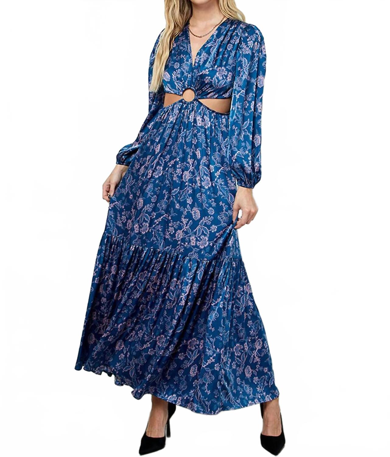 Slamia Платье-макси Blossom с вырезами, темно-синего цвета
Slamia Платье-макси Blossom с вырезами, темно-синего цвета