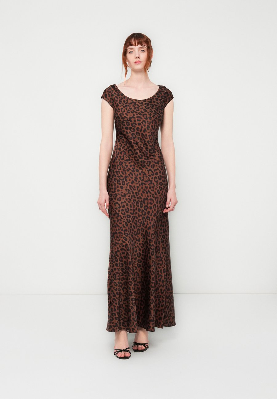 Платье Guess SILVANA LONG DRESS, Light Brown
Платье Guess SILVANA LONG DRESS, Light Brown