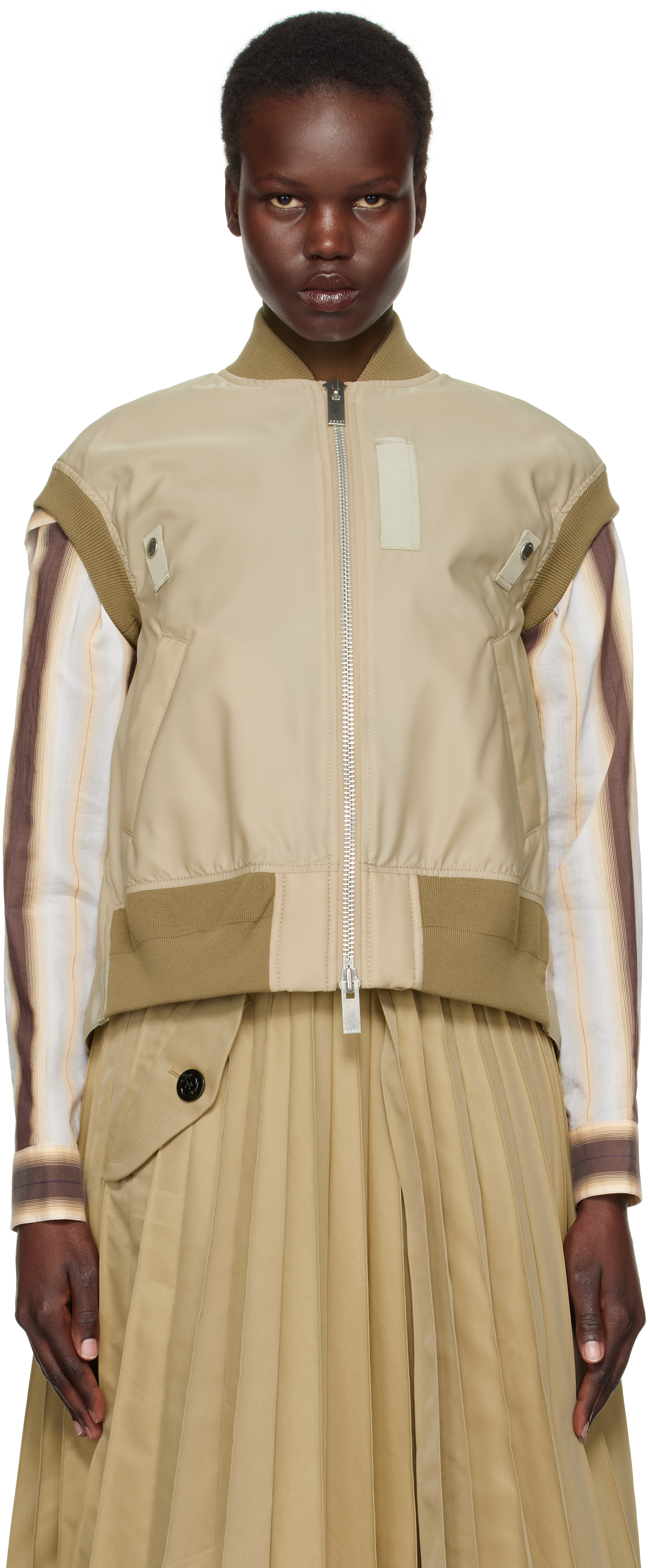 Жилет из нейлонового твила sacai, бежевый
Жилет из нейлонового твила sacai, бежевый