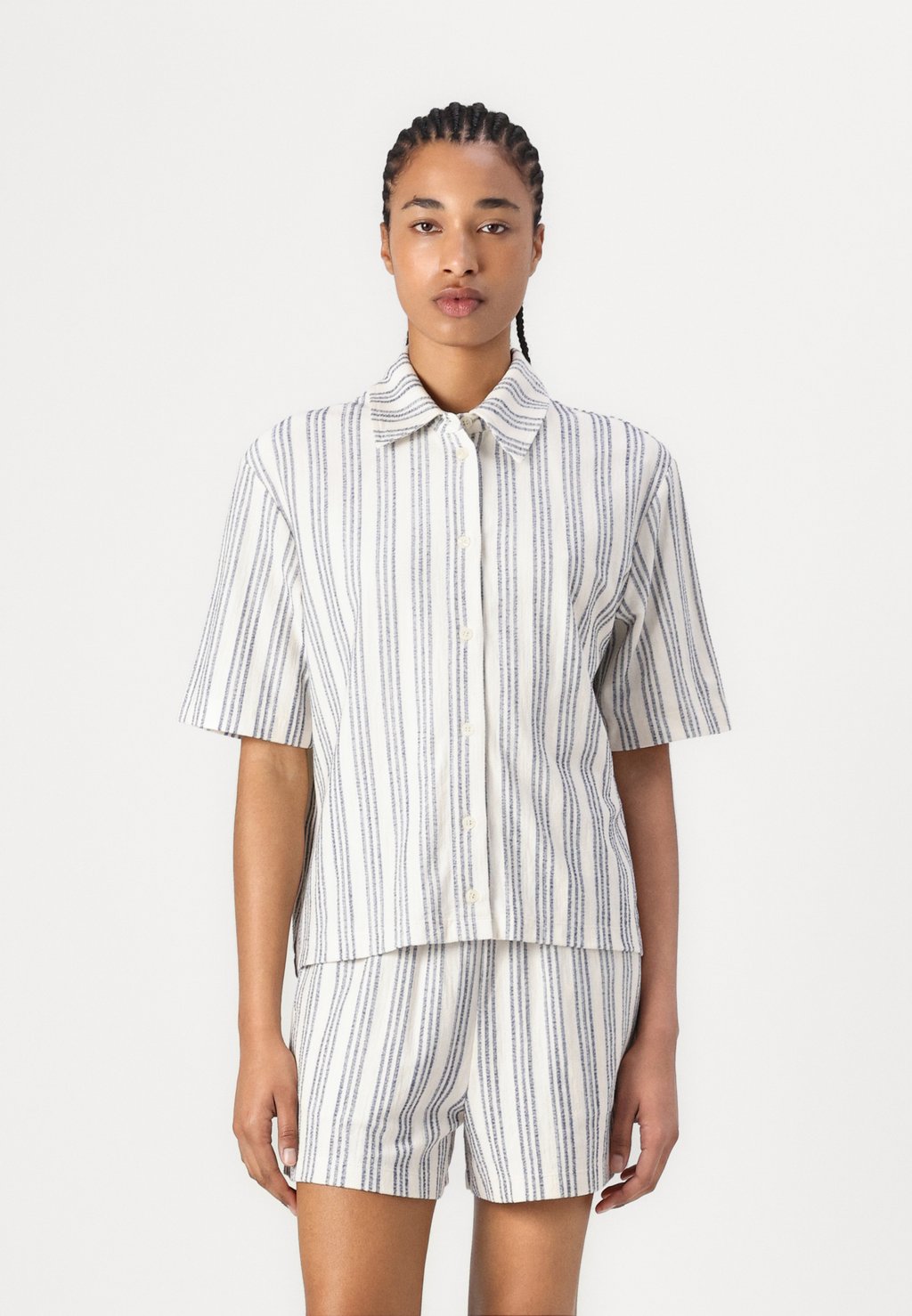 Блузка на пуговицах KAJA SHIRT Samsøe Samsøe, мультиколор 
Блузка на пуговицах KAJA SHIRT Samsøe Samsøe, мультиколор