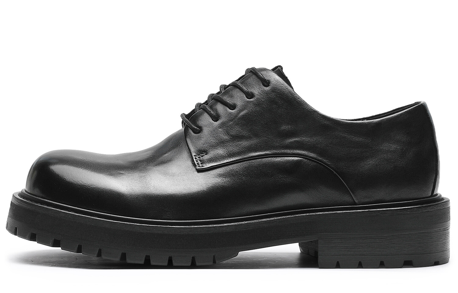 Туфли мужские низкие черные Desai
Туфли мужские низкие черные Desai