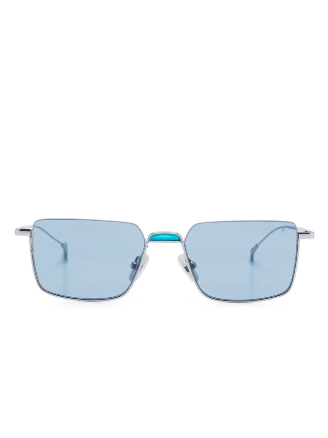 Eyepetizer солнцезащитные очки Nakano, серебристый
Eyepetizer солнцезащитные очки Nakano, серебристый