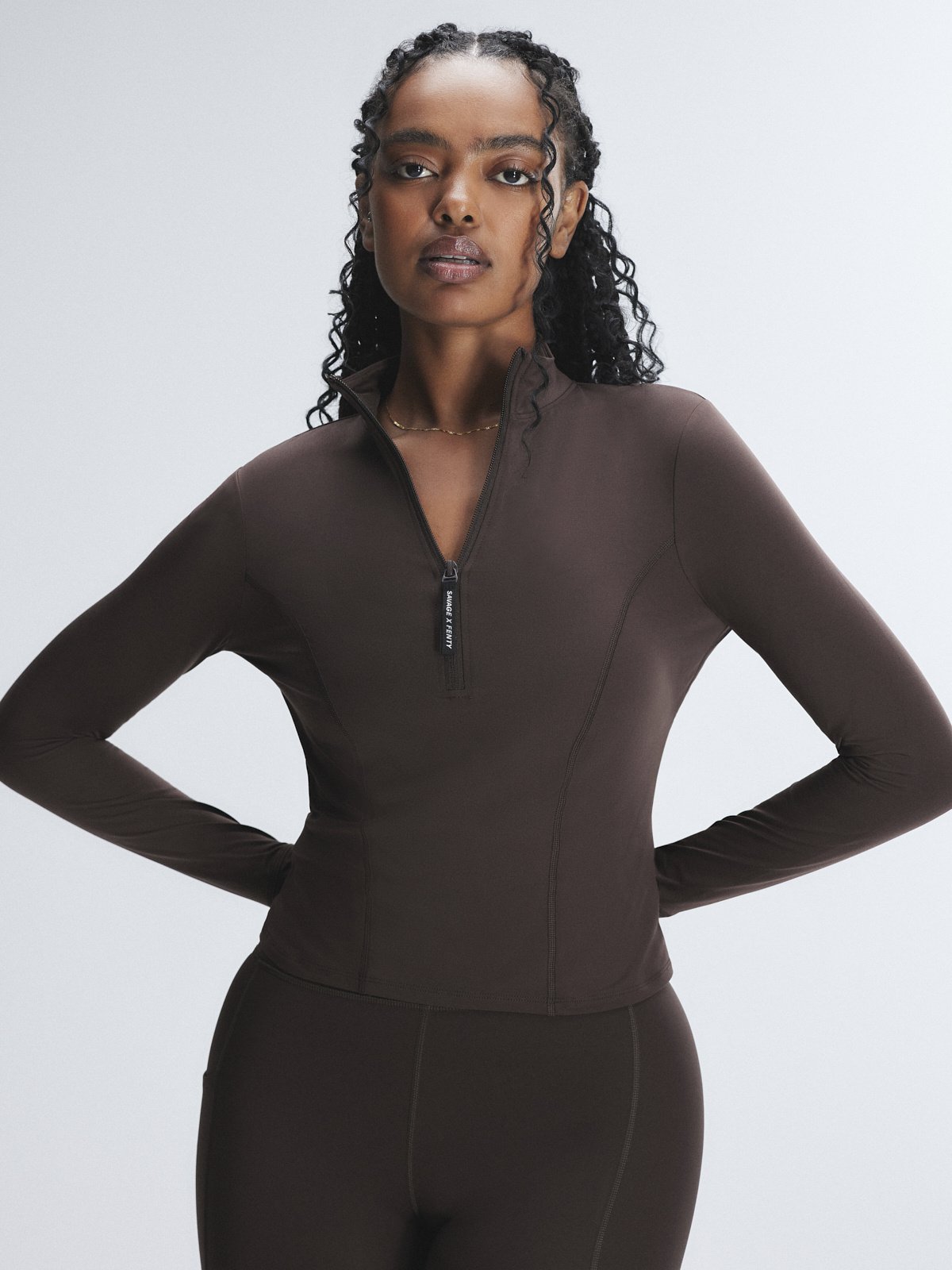 Топ с длинными рукавами Savage X Fenty Band-It Half-Zip, цвет Double Espresso Brown
Топ с длинными рукавами Savage X Fenty Band-It Half-Zip, цвет Double Espresso Brown