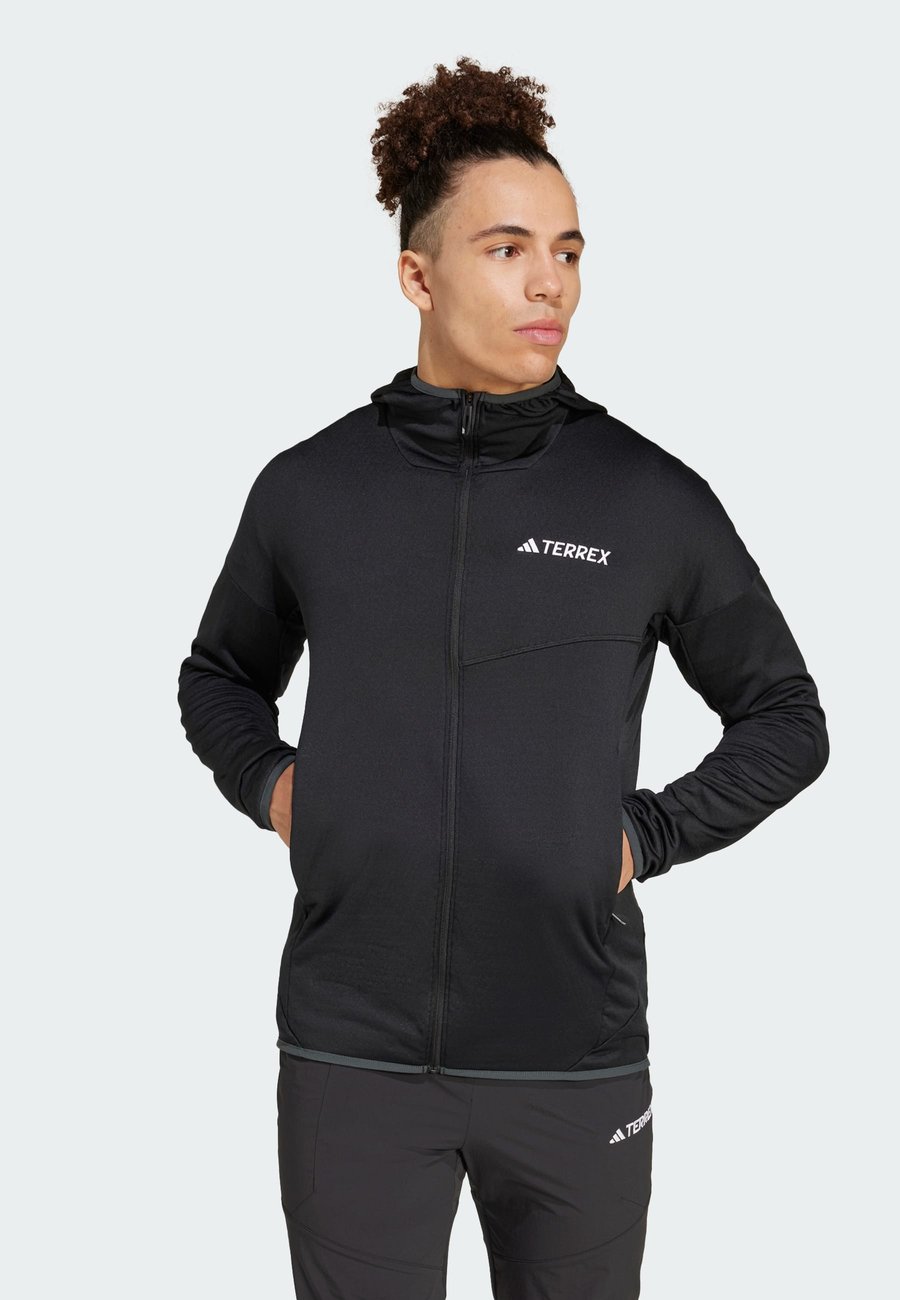 Флисовая куртка Adidas Terrex XPR LT FL H J, Black
Флисовая куртка Adidas Terrex XPR LT FL H J, Black