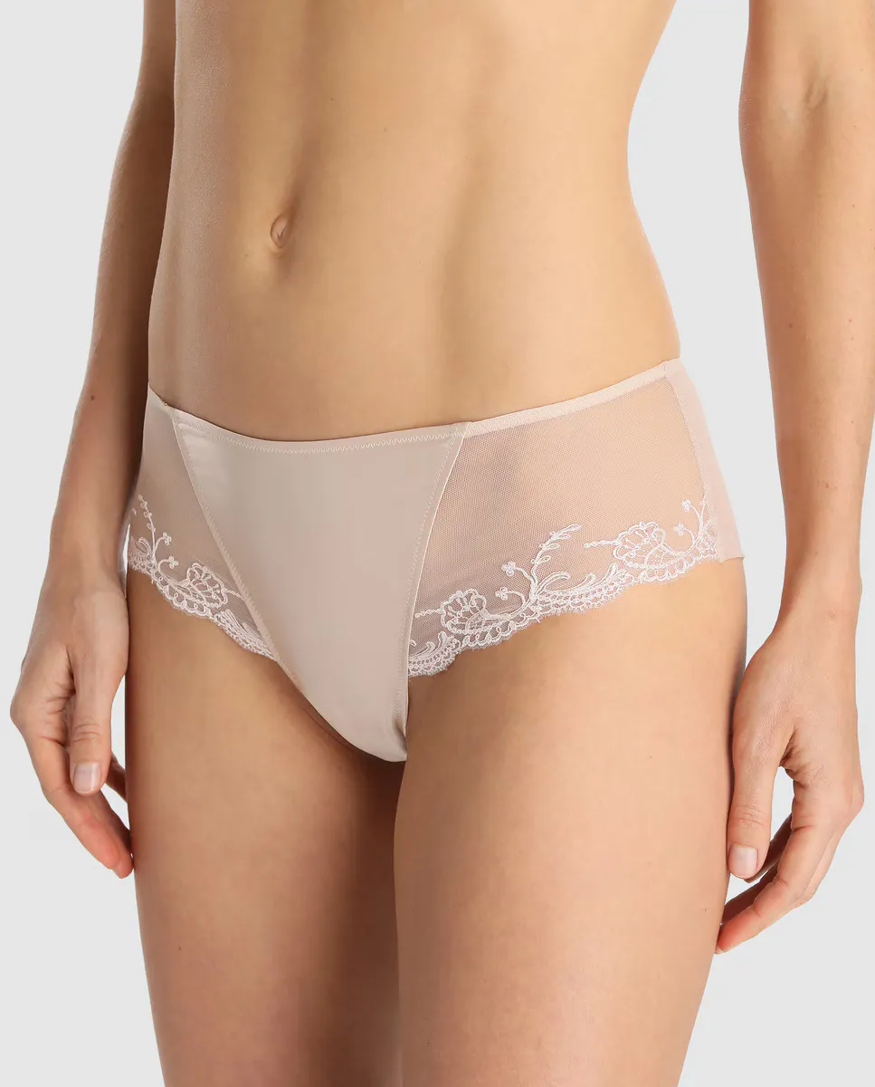 Кюлоты Splendeur Soie Lise Charmel из контрастной ткани, цвет Marfil
Кюлоты Splendeur Soie Lise Charmel из контрастной ткани, цвет Marfil