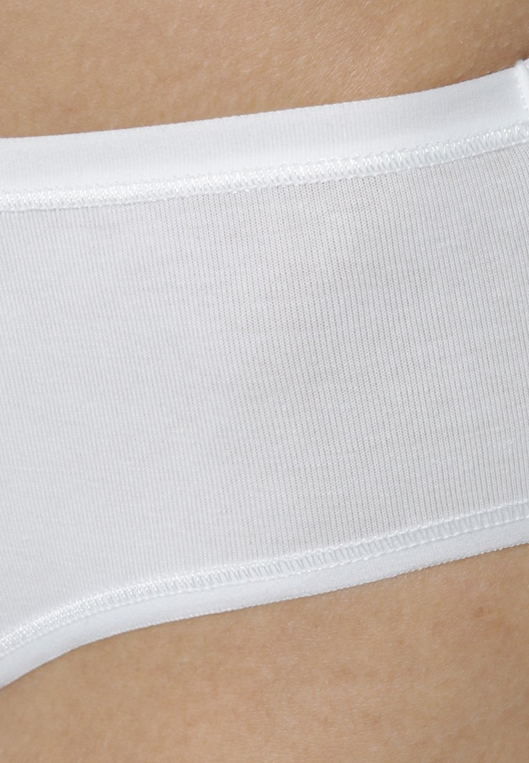 Трусы BENEFIT WOMEN DAMEN 2 PACK Calida, белый
Трусы BENEFIT WOMEN DAMEN 2 PACK Calida, белый