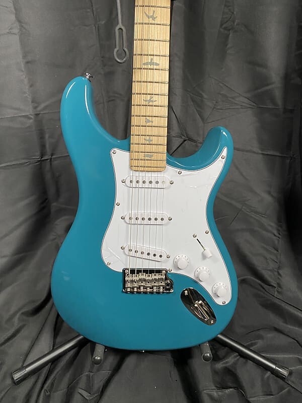 Электрогитара PRS SE Silver Sky w/Maple Fretboard Electric Guitar Nylon Blue
Электрогитара PRS SE Silver Sky w/Maple Fretboard Electric Guitar Nylon Blue