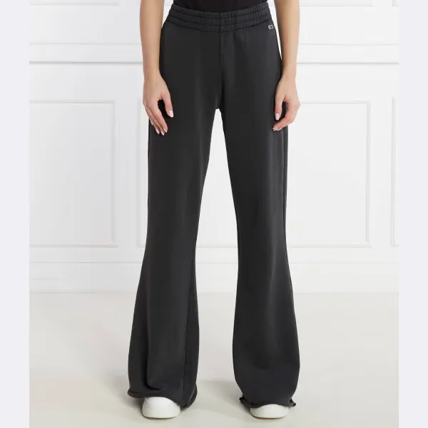 Спортивные брюки стандартного кроя Tommy Hilfiger, черный
Спортивные брюки стандартного кроя Tommy Hilfiger, черный