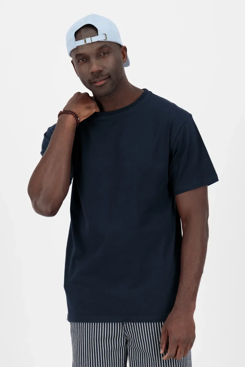 Рубашка с круглым вырезом Alife & Kickin "BrodyAK A Shirt Мужская рубашка с коротким рукавом, футболка", цвет морской волны
Рубашка с круглым вырезом Alife & Kickin "BrodyAK A Shirt Мужская рубашка с коротким рукавом, футболка", цвет морской волны