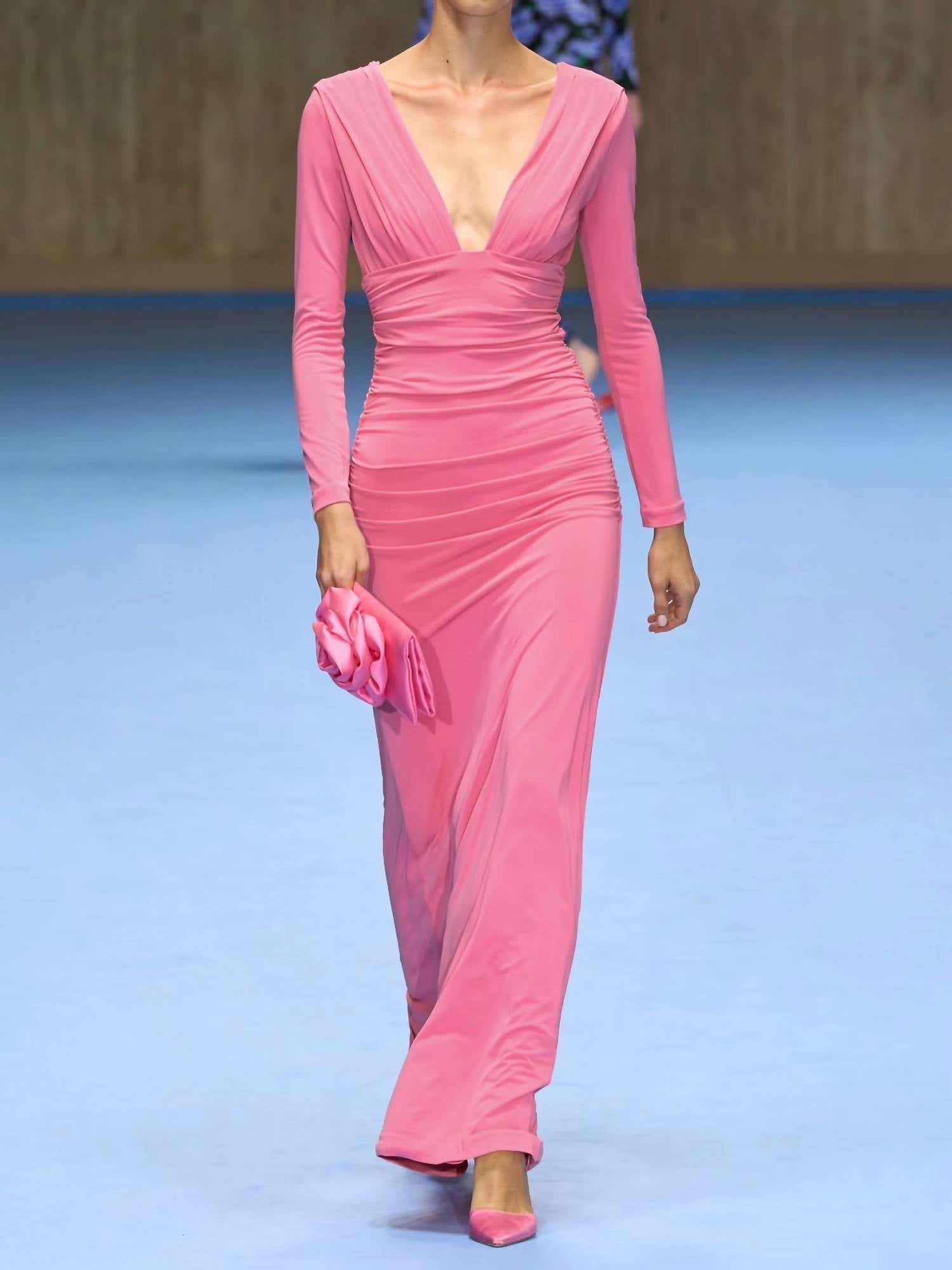 Платье из эластичного джерси с рюшами, ярко-розового цвета Carolina Herrera, розовый
Платье из эластичного джерси с рюшами, ярко-розового цвета Carolina Herrera, розовый