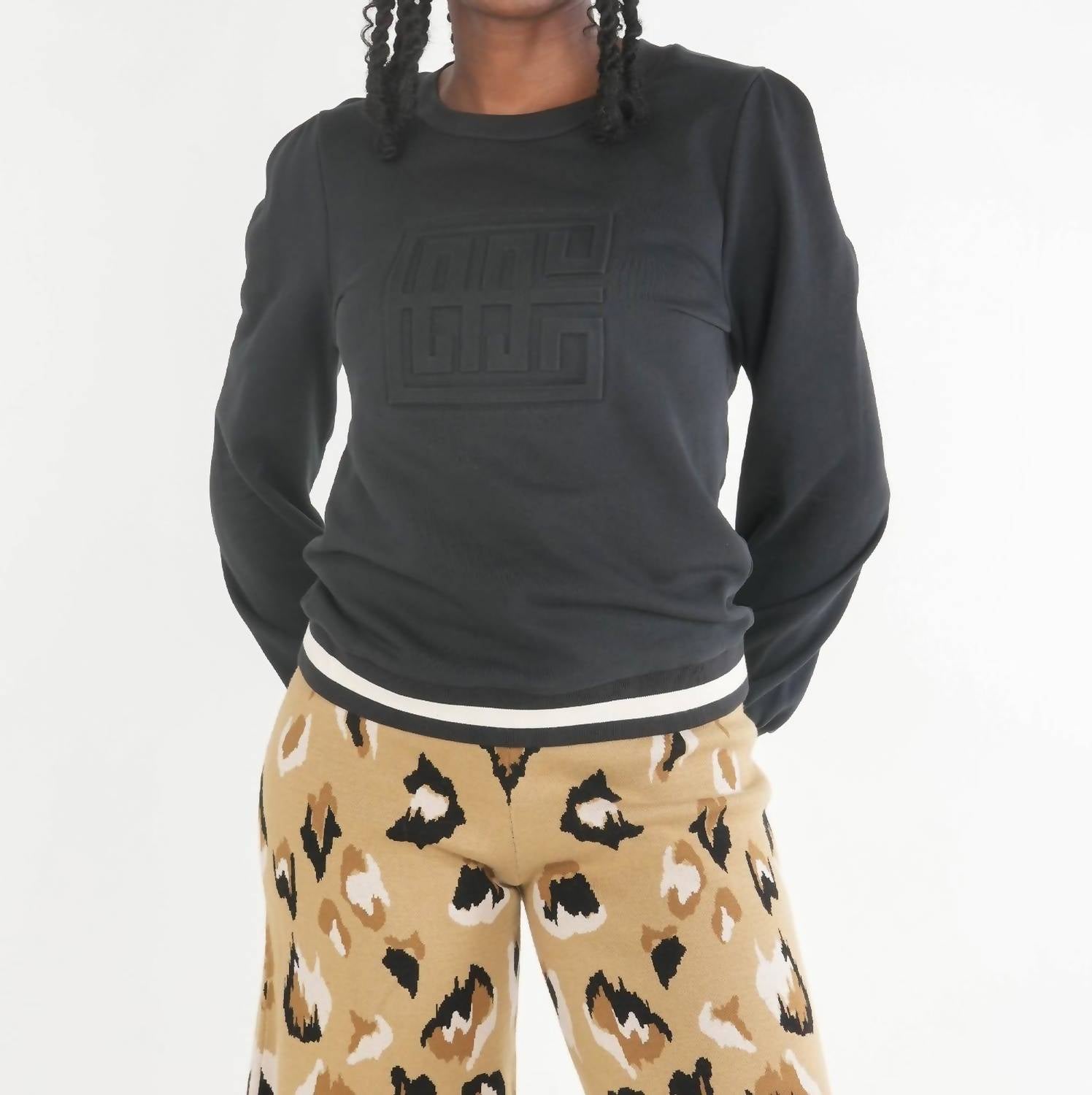 Пуловер Julia в черном цвете Emily Mccarthy, черный
Пуловер Julia в черном цвете Emily Mccarthy, черный